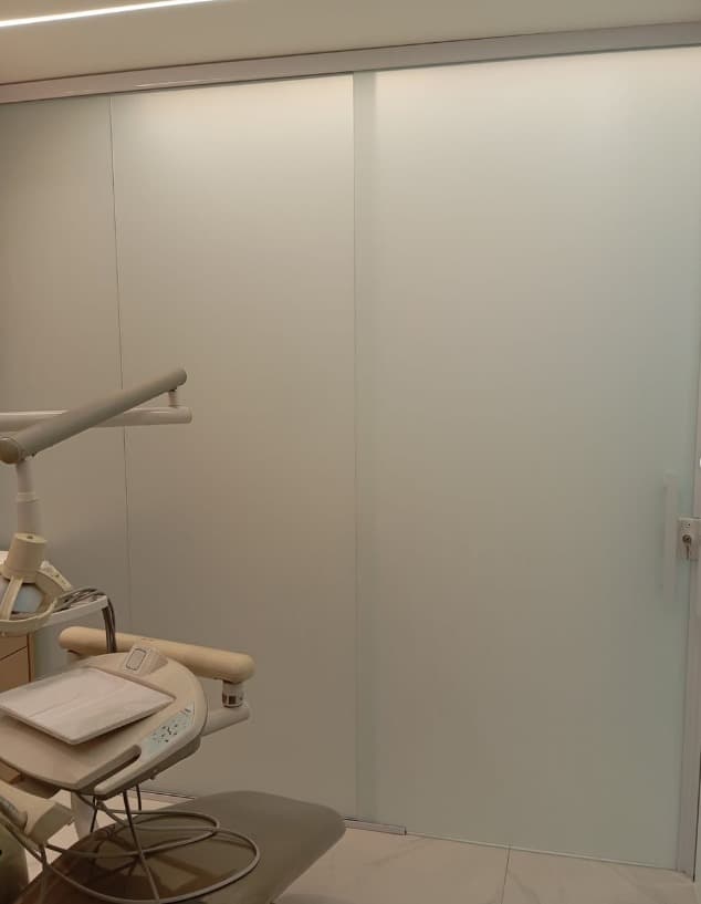 Película decorativa para ambiente clínico